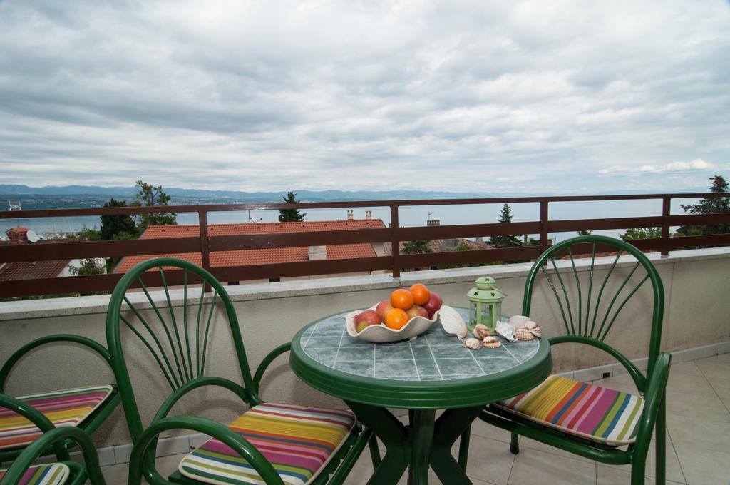 Apartment Meri Ičići Exteriör bild