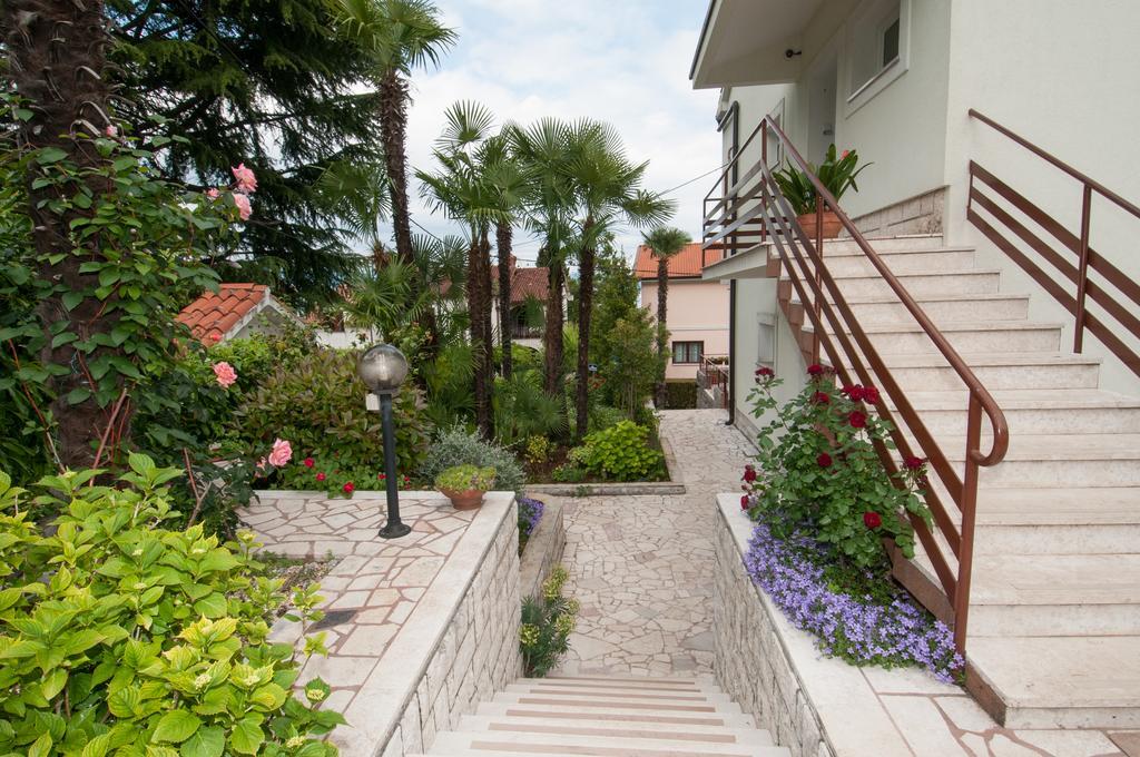 Apartment Meri Ičići Exteriör bild
